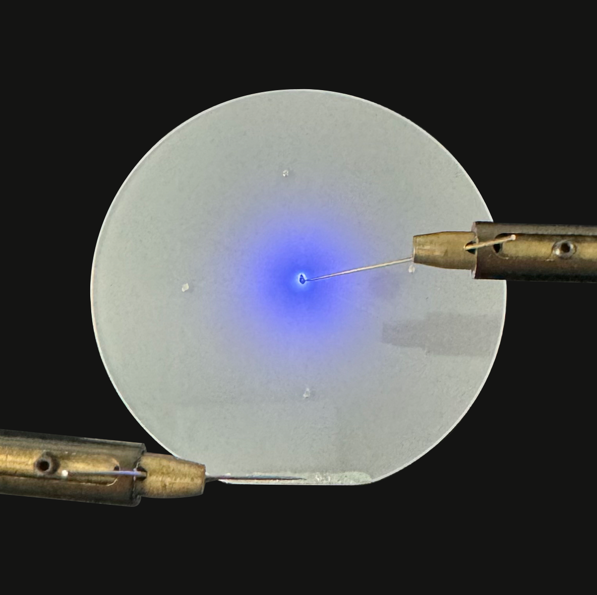 275nm UVC-LED 2/4英寸外延片 - 中紫半导体科技(东莞)有限公司